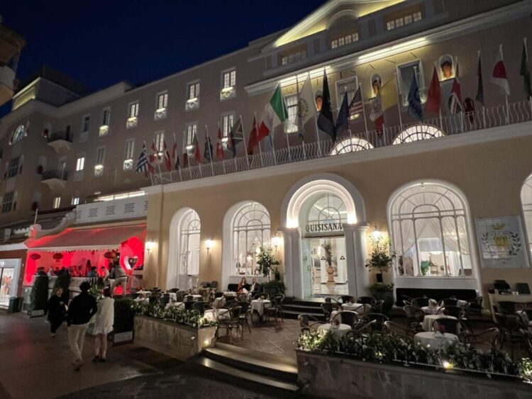 Capri, il Grand Hotel Quisisana celebra la cultura cinese con la prima edizione del Festival della Luna (Photogallery)