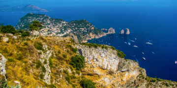 Caccia di frodo ad Anacapri, intanto a Marina Grande riprende il progetto