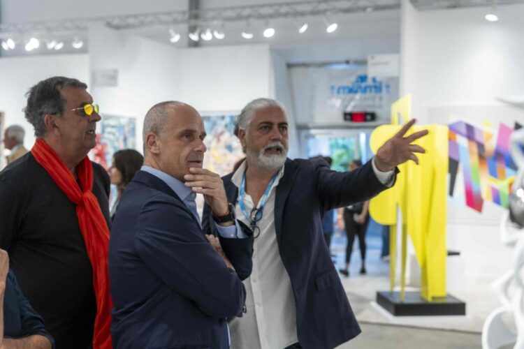 Liquid art system vola a Miami per la Art Week con Dj set e live performance: “The Art of Sound. The Sound of Art”