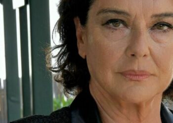 Monica Guerritore vince il premio “Capri – Lina Wertmuller”: il riconoscimento per il film “Anna”