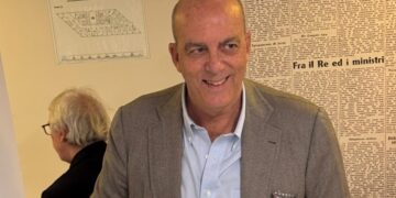 Da oggi Vincenzo de Vincenzo è il nuovo direttore del Mattino