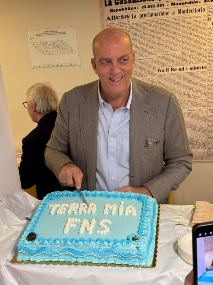 Da oggi Vincenzo Di Vincenzo è il nuovo direttore del Mattino