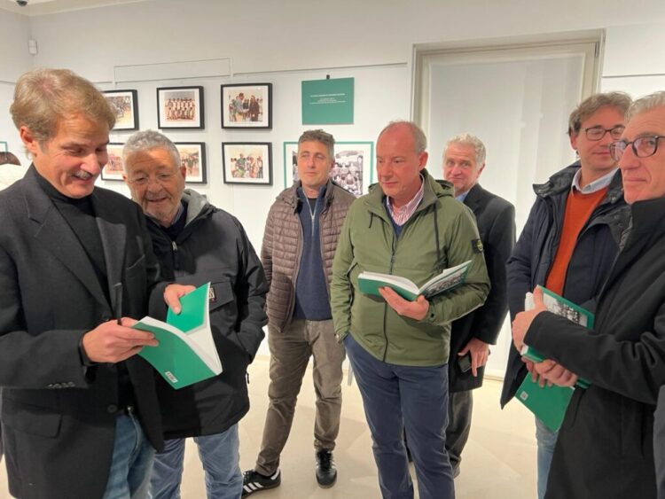 Capri svela il suo cuore biancoverde: l’Isola in campo celebra un secolo di passione (Photogallery)