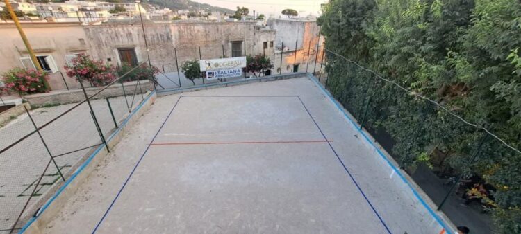 Il Comune di Anacapri contribuisce alla riqualificazione della Sala Parrocchiale e del suo campetto