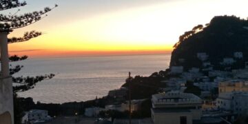 Capri isolata dalla terraferma