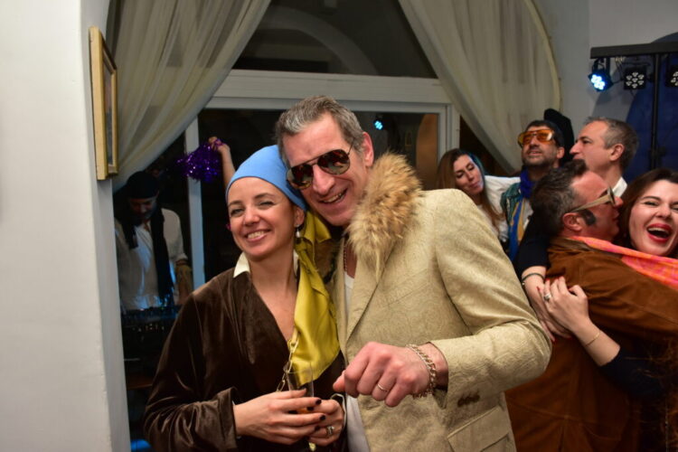 L’estro del “Palillo” incanta Capri: un viaggio visionario per i 50 anni di Andrea Esposito