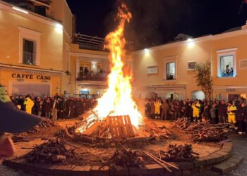 Festeggiamenti di San Sebastiano a Capri, Martedì 20 gennaio 2026 – Piazza Umberto I°,  La manifestazione anticipata alle 16:30