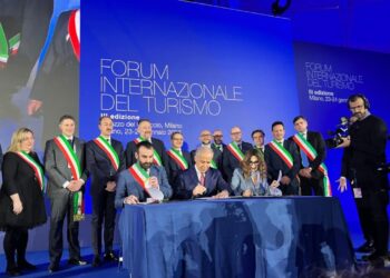 Turismo: Capri firma il patto per una nuova gestione dei flussi