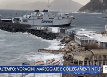 TGR: MALTEMPO: VORAGINI, MAREGGIATE E COLLEGAMENTI IN TILT (Video)
