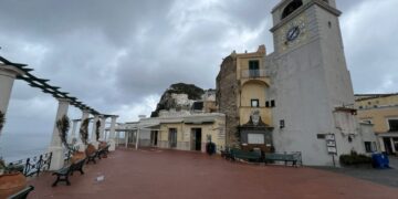 Nella piazza del “belvedere” via libera alla ristrutturazione