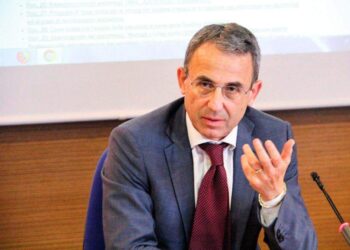 Sergio Costa, Vicepresidente della Camera dei Deputati. “Traguardo storico, ora faraglioni in zona A, e più parchi nazionali marini”