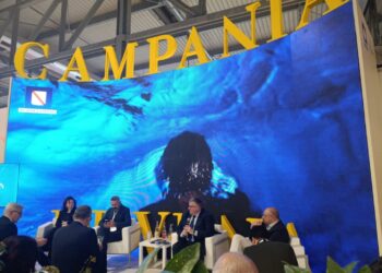 Anacapri alla BIT di Milano: tra il Bicentenario della Grotta Azzurra e il grande Teatro, la cultura guida il modello di accoglienza 2026
