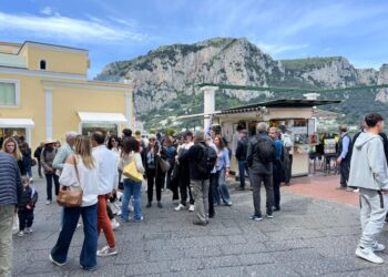 Disciplinati i percorsi nelle vie del centro: «Così tuteliamo l’isola»