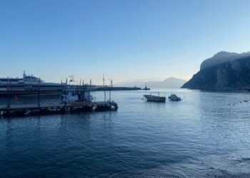 Da Castellammare a Capri: l’odissea dei lavoratori pendolari