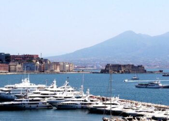 Napoli, torna l’incubo posti barca. In campo l’Associazione Diportisti, che difende la “piccola nautica”. Piano per super yacht e Coppa America