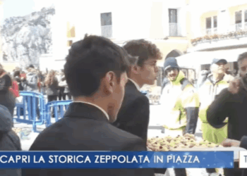 TGR: A CAPRI LA STORICA ZEPPOLATA IN PIAZZA (Video)