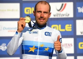 Ciclismo: Sonny Colbrelli testimonial della prima edizione della cronoscalata Capri