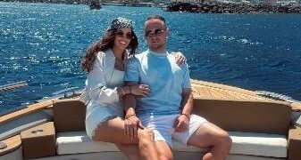 Lobotka a Capri: gita in barca con la compagna nel giorno di riposo