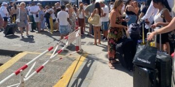 Capri, arriva l’ordinanza anti-petulanza: previste multe salate per i trasgressori