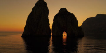 Capri, Oltre l’Immediato: un manifesto visivo per riscoprire l’isola