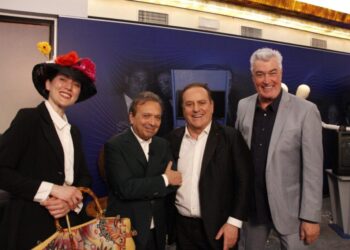 CHIAMBRETTI, ACCORSI E BUCCIROSSO A PARADISE RAI2, Venerdì 24 aprile a mezzanotte, da Torino, lo show di Vicedomini