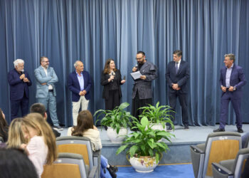 Quindici giorni di vacanza studio a Malta, consegnate ad Anacapri 4 borse di studio per il Premio Severio Lallini