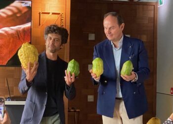 Tassoni sceglie Napoli: la Cedrata diventa “Il Giallo Napoletano”