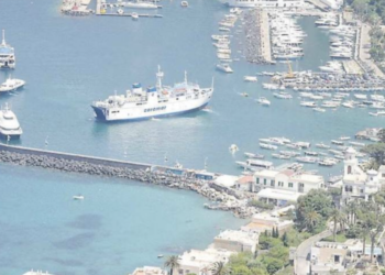 Capri: posti barca, è polemica