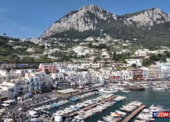TGCOM24: I locali di Capri resteranno aperti a turno anche d’inverno: il sindaco vince la battaglia al Tar (VIDEO)
