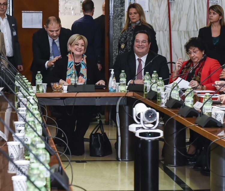 LA MINISTRA DEL LAVORO CONVOCA LE PARTI SOCIALI