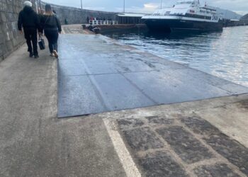 Ponte del primo maggio: a Capri tanti turisti, al porto disagi strutturali