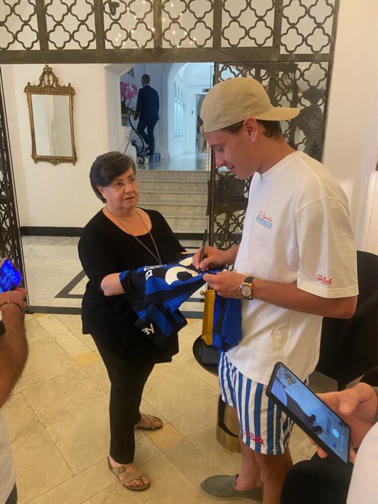 L’Inter Club del Centenario Isola di Capri incontra Nicolò Barella