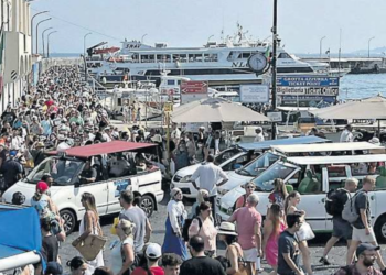 Capri, è bagarre per i taxi «Niente patto tra comuni»