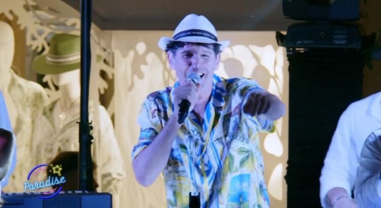 PARADISE, RAI 2 RADDOPPIA: DOMENICA ALLE 8.20 DALLA PIAZZETTA DI CAPRI