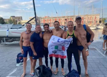 Nuoto di fondo, la Canottieri Milano vince l’ultima Capri-Napoli open