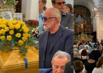 Peppino di Capri, commozione ai funerali: il feretro esce accolto da applausi sulle note de «Il sognatore» (Photogallery)