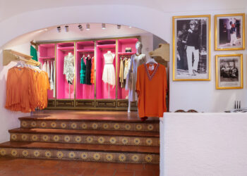Capri Couture: tre generazioni di donne nel cuore della Certosa
