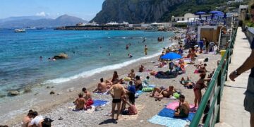 Al via i lavori di riqualificazione della spiaggia pubblica di Marina Grande a Capri