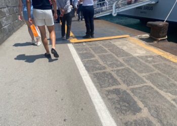 A Capri pienone di luglio ma il porto è in pessime condizioni