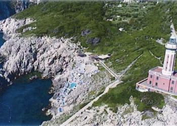 Anacapri: FARO DI PUNTA CARENA, PIÙ SPAZI E SERVIZI GRAZIE AL NUOVO PAD