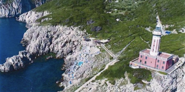 Anacapri: FARO DI PUNTA CARENA, PIÙ SPAZI E SERVIZI GRAZIE AL NUOVO PAD