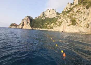 Tutela della costa a Capri, completato l’intervento di posa delle boe marine