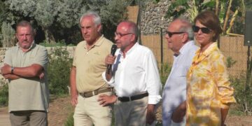 L’Oro di Capri: terreno recuperato e tre alberi dedicati ai simboli dell’isola di Capri (Gallery)