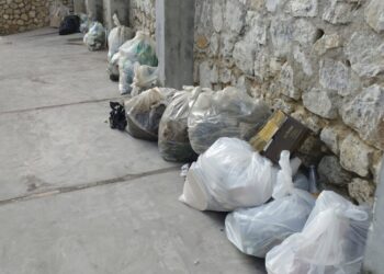 A Capri stop al rifiuto selvaggio: multe e addebiti