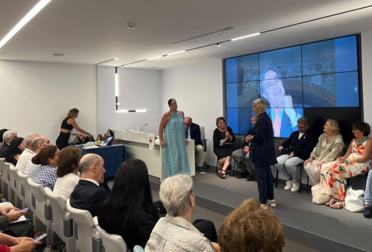 Grande successo per la II° edizione del Premio “Liriche e Storie da Capri”, guidata da Annalena Cimino e Antonio Barracato