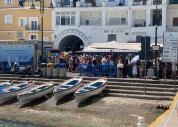 Funicolare per Anacapri, scale mobili e nuovo porto a Marina Grande