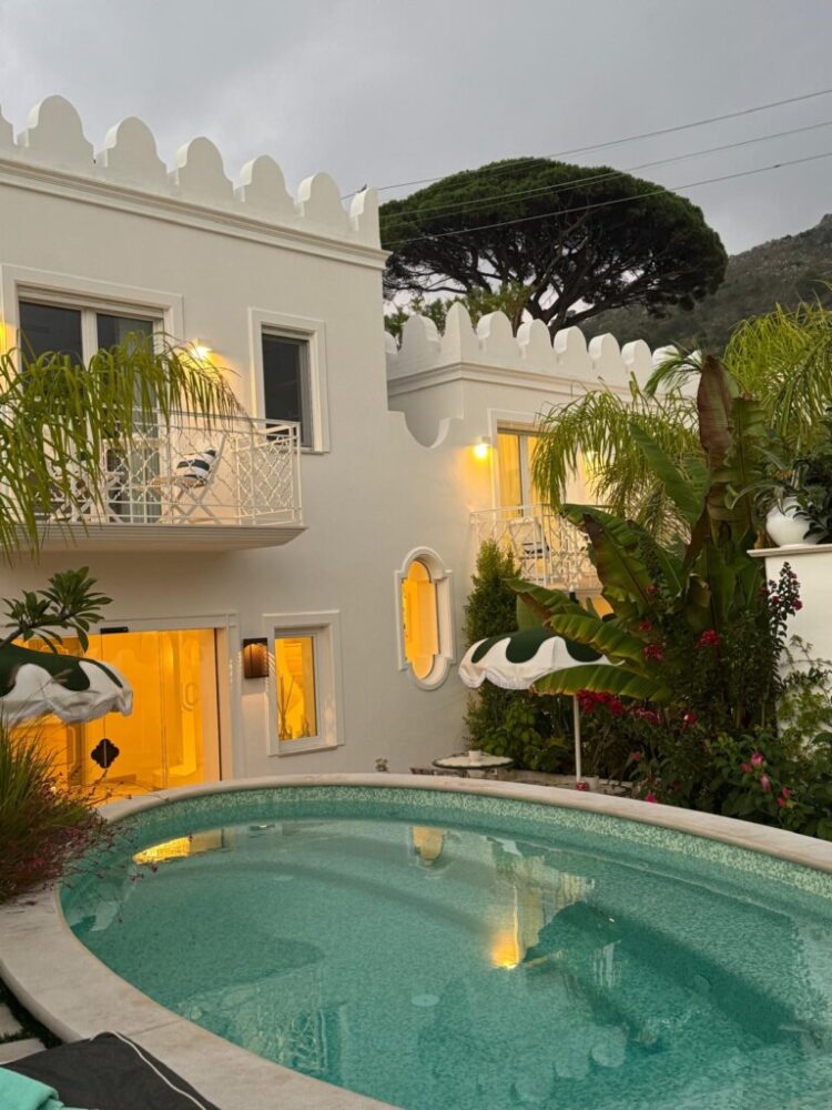 L’Estate magica di Lussi Capri: dove la privacy di una villa incontra il fascino dell’extra lusso