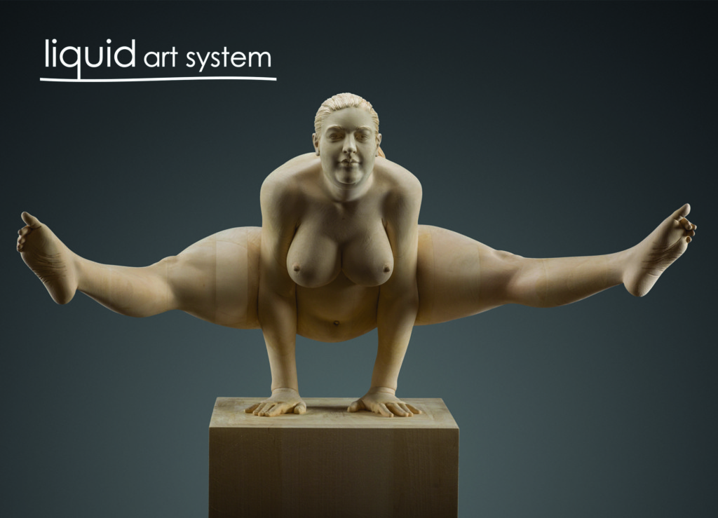 Liquid Art System presenta Wooden Balances, di Matthias Verginer