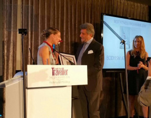 Il prof. Canonaco direttore della Spa del Capri Palace riceve l'Award Conde Nast all'Hotel Bulgari di Londra. Capri 2016 Capripress