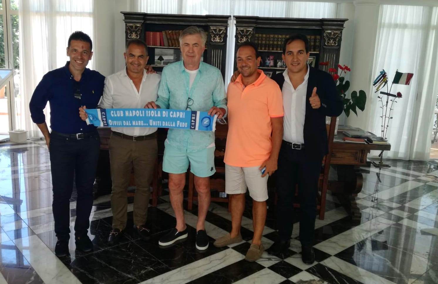 De Laurentiis e Ancelotti, l’incontro con i tifosi azzurri di Capri